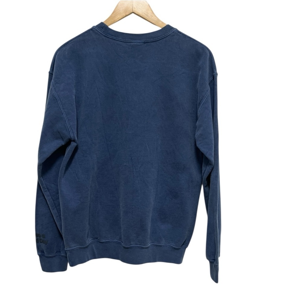 PACSUN Coca Cola Polar Bear Crewneck Sweater Size Small NWT - Picture 2 of 8